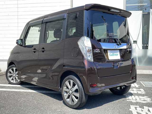 三菱 ｅＫスペース カスタムT e－アシスト 埼玉県 2015(平27)年 4.9万km ショコラブラウンP 衝突軽減ブレーキ/純正SDナビ/　【Bluetooth/フルセグTV/DVD/CD】/バックカメラ/両側パワースライド/社外ドライブレコーダー/スマートキー/スペアキー×1/スタッドレスタイヤ車載/純正フロアマット/ETC