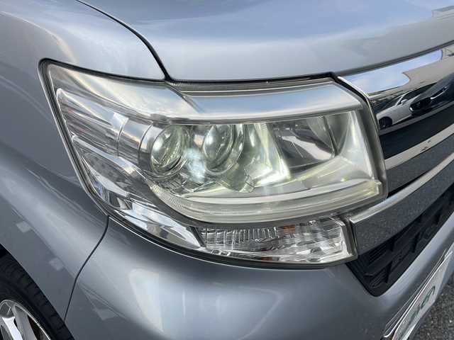 ダイハツ タント カスタム X SA 広島県 2014(平26)年 2.9万km ブライトシルバーメタリック /登録時走行距離/　　　　　　　28130キロ/社外ナビ/バックカメラ/地デジ/左後パワースライドドア/オートライト/ETC/新車時整備手帳/　　【保証書】/取扱説明書/