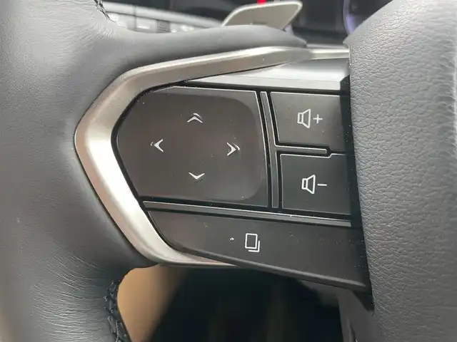 レクサス ＮＸ 250 バージョンL 埼玉県 2023(令5)年 0.5万km ソニッククォーツ ・ワンオーナー/・純正メーカーナビ/・パノラマサンルーフ/・ヘッドアップディスプレイ/・パドルシフト/・前後ドライブレコーダー/・パワーバックドア/・レザーシート（茶革）/・全席シートヒーター/・スマートキー2本/カードキー有/・クリアランスソナー/・レーダークルーズコントロール/・全周囲カメラ