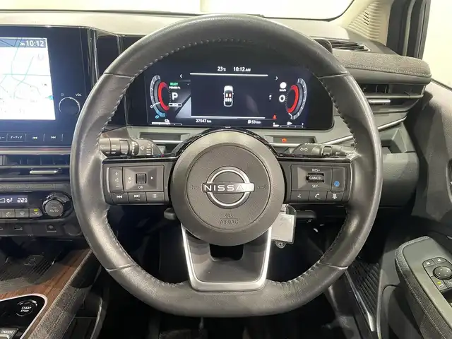 日産 オーラ G 愛知県 2023(令5)年 2.8万km ピュアホワイトパール 純正9インチナビ/BOSEサウンド/プロパイロット/衝突軽減ブレーキ/アラウンドビューモニター/ビルトインETC2.0/LEDヘッドライト/ドライブレコーダー/デジタルインナーミラー/ブラインドスポットモニター/フルセグTV/Bluetooth/コーナーセンサー/レーンキープアシスト/オートハイビーム/HDMI接続/プッシュスタート/USB接続/スマートキー/ミュージックプレイヤー接続/純正フロアマット/純正アルミホイール/オートライト/ワイヤレス充電/ウィンカーミラー/電動格納ミラー/フォグランプ/電動パーキングブレーキ/オートブレーキホールド/オートエアコン/ステアリングリモコン/