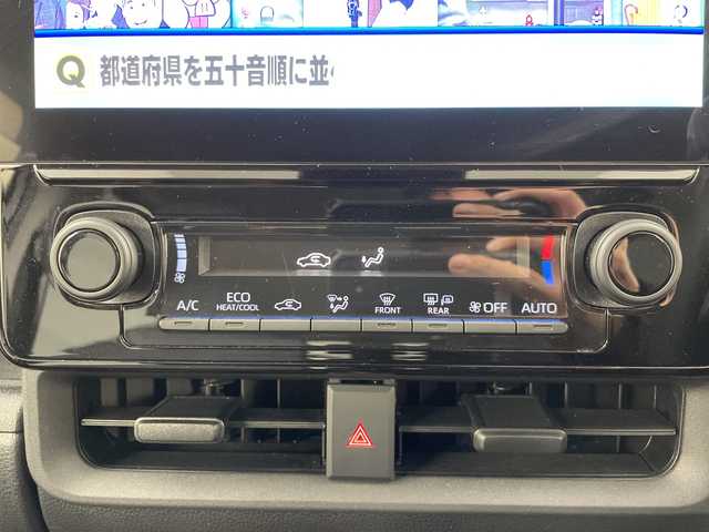 トヨタ シエンタ ハイブリッド Z 道央・札幌 2023(令5)年 2.9万km ホワイトパールクリスタルシャイン ・４ＷＤ　/ハイブリッド/・純正ディスプレイオーディオ/・ナビ/USB/Miracast/AppleCarPlay/・フルセグ/AndroidAuto/BT/・トヨタセーフティーセンス　/・プリクラッシュセーフティー　/・レーダークルーズコントロール　/・レーンディパチャーアラート　/・ＬＥＤヘッドライト　/オートハイビーム　/・インナーミラー型ドライブレコーダー/・バックカメラ/・AC100V/・ステアリングスイッチ/・両側パワースライドドア/・ビルトインETC/・スマートキー/・オートリトラミラー