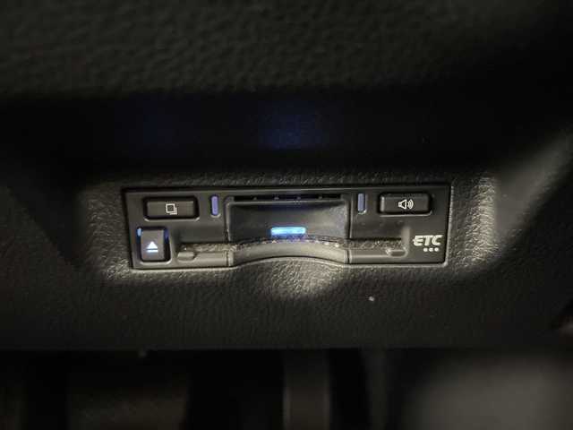 トヨタ シエンタ ハイブリッド Z 道央・札幌 2023(令5)年 2.9万km ホワイトパールクリスタルシャイン ・４ＷＤ　/ハイブリッド/・純正ディスプレイオーディオ/・ナビ/USB/Miracast/AppleCarPlay/・フルセグ/AndroidAuto/BT/・トヨタセーフティーセンス　/・プリクラッシュセーフティー　/・レーダークルーズコントロール　/・レーンディパチャーアラート　/・ＬＥＤヘッドライト　/オートハイビーム　/・インナーミラー型ドライブレコーダー/・バックカメラ/・AC100V/・ステアリングスイッチ/・両側パワースライドドア/・ビルトインETC/・スマートキー/・オートリトラミラー