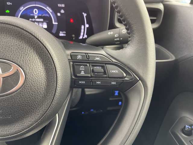 トヨタ シエンタ ハイブリッド Z 道央・札幌 2023(令5)年 2.9万km ホワイトパールクリスタルシャイン ・４ＷＤ　/ハイブリッド/・純正ディスプレイオーディオ/・ナビ/USB/Miracast/AppleCarPlay/・フルセグ/AndroidAuto/BT/・トヨタセーフティーセンス　/・プリクラッシュセーフティー　/・レーダークルーズコントロール　/・レーンディパチャーアラート　/・ＬＥＤヘッドライト　/オートハイビーム　/・インナーミラー型ドライブレコーダー/・バックカメラ/・AC100V/・ステアリングスイッチ/・両側パワースライドドア/・ビルトインETC/・スマートキー/・オートリトラミラー