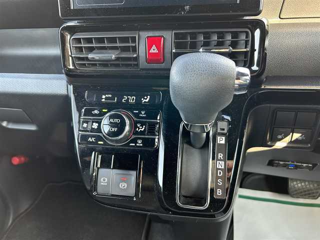 ダイハツ タント カスタム X 広島県 2023(令5)年 2.1万km シャイニングホワイトパール 純正9インチディスプレイオーディオ/　【フルセグTV/BT/USB/HDMI/AppleCarPlay】/バックカメラ/スマートアシスト/・衝突被害軽減ブレーキ/・車線逸脱抑制機能/・車線逸脱警報/・車線逸脱制御/・標識認識機能/・ふらつき警報機能/両側パワースライドドア/ハーフレザーシート/前席シートヒーター/クリアランスソナー/ETC/ドライブレコーダー/オートホールド/オートリトラミラー/オートライト/純正LEDライト/フォグランプ/スマートキー/プッシュスタート/アイドリングストップ/純正アルミホイール 14インチ/純正ドアバイザー/ロールサンシェード/ウインカーミラー/純正フロアマット/リアプライバシーガラス/スペアキー×1【スマートキー】/取扱説明書