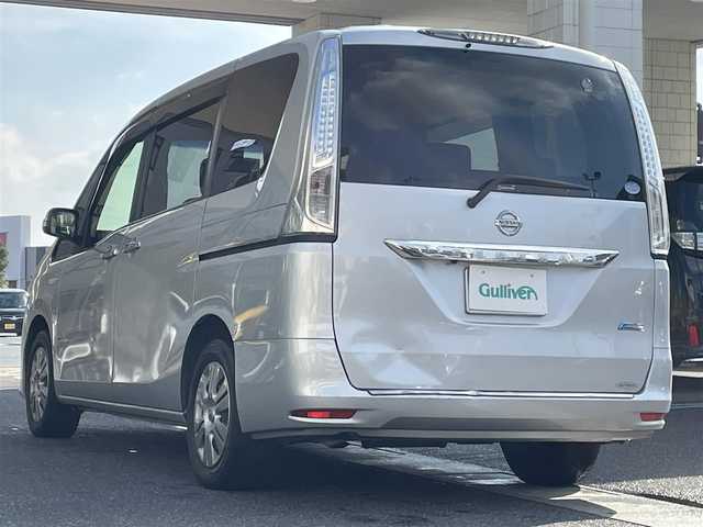 日産 セレナ 20X Vセレ +セーフ Sハイブリッド 岡山県 2015(平27)年 9万km ブリリアントシルバー 登録時走行距離89461キロ/純正SDナビ/AM/FM/Bluetooth/TV/SD/DVD/バックカメラ/クルーズコントロール/アイドリングストップ/両側パワースライドドア/純正15インチAW/スマートキー/プッシュスタート/ビルトインETC