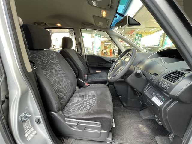 日産 セレナ 20X Vセレ +セーフ Sハイブリッド 岡山県 2015(平27)年 9万km ブリリアントシルバー 登録時走行距離89461キロ/純正SDナビ/AM/FM/Bluetooth/TV/SD/DVD/バックカメラ/クルーズコントロール/アイドリングストップ/両側パワースライドドア/純正15インチAW/スマートキー/プッシュスタート/ビルトインETC