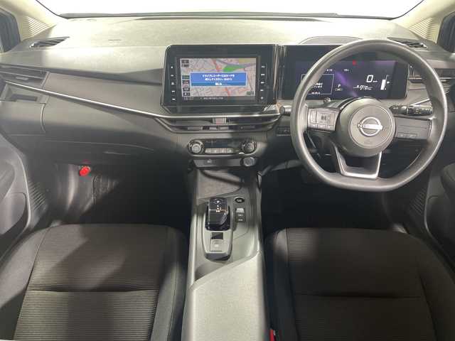 日産 ノート S 神奈川県 2021(令3)年 2.2万km ダークメタルグレー 純正9インチナビ/（AM/FM/フルセグTV/Bluetooth/CD/iPod）/インテリジェントアラウンドビューモニター/インテリジェントルームミラー/LEDヘッドランプ/前方ドライブレコーダー【DH5-D】/ブラインドスポットモニター【BSM】/純正フロアマット/オートライト/オートマチックハイビーム/アイドリングストップ/ウィンカーミラー/電動格納ミラー/プッシュスタート/スマートキー/インテリジェント エマージェンシーブレーキ/踏み間違い衝突防止アシスト/フロント&バックソナー/後側方車両検知警報【BSW】/後退時車両検知警報【RCTA】/取扱説明書/スペアキー