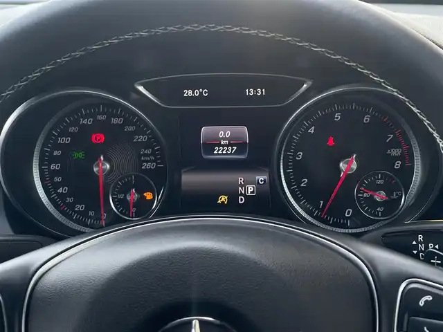 メルセデス・ベンツ ＣＬＡ２２０ 4MATIC 山梨県 2018(平30)年 2.2万km コスモスブラック ・本革シート/・シートヒーター/・ディスタンスパイロットディストロニック/・アクティブブレーキアシスト/・アテンションアシスト/・ブラインドスポットアシスト/・レーンキープアシスト/・ETC/・オートLEDヘッドランプ/・純正18インチAW/・キーレスゴー/・パークトロニック/・アイドリングストップ
