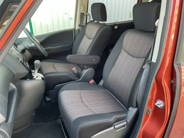 日産 セレナ ハイウェイS G S HV Aセーフ 兵庫県 2014(平26)年 3.9万km プレミアムディープコーラルM 純正ナビ/ドライブレコーダー一体型ルームミラー/ETC/クルーズコントロール/アイドリングストップ/ヒルスタートアシスタント/アラウンドビューモニター/フロント/バックソナー/エマージェンシーブレーキ/LDW(車線逸脱警報)/踏み間違い衝突防止アシスト/ふらつき警報/パワースライドドア(運転席側/助手席側)/ハロゲンヘッドランプ/オートライト/フロントフォグランプ/ボディ同色電動格納ドアミラー/ウィンカーミラー/革巻きステアリングホイール/SRSエアバック(運転席/助手席)/プラズマクラスター付オートエアコン/リアオートエアコン/ブラックジャガード織物/トリコットコンビシート/折りたたみ格納式パーソナルテーブル(2列目)/インテリジェントキー/プッシュエンジンスターター