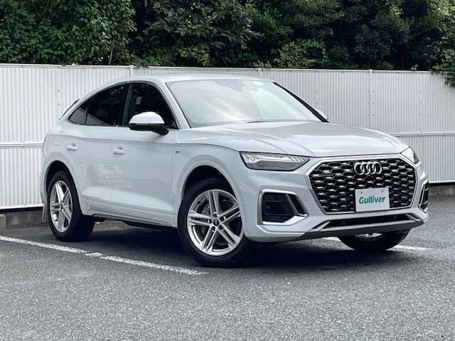 アウディ Ｑ５ SB 40TDIクワトロ Sライン 茨城県 2022(令4)年 1.3万km グレイシアホワイトメタリック ワンオーナー　/アダプティブクルーズコントロール　/バーチャルコックピット/Audiプレセンス/Audiアクティブブレーンアシスト/Audiサイドアシスト/サラウンドビューカメラ　/純正ナビ　/フルセグＴＶ　/ＥＴＣ２．０　/純正アルミホイール　/パークアシスト　/ハーフレザーシート/D+N席電動シート/D席メモリーシート/全席ヒートシーター　/ダウンヒルアシストコントロール/保証書/取扱説明書