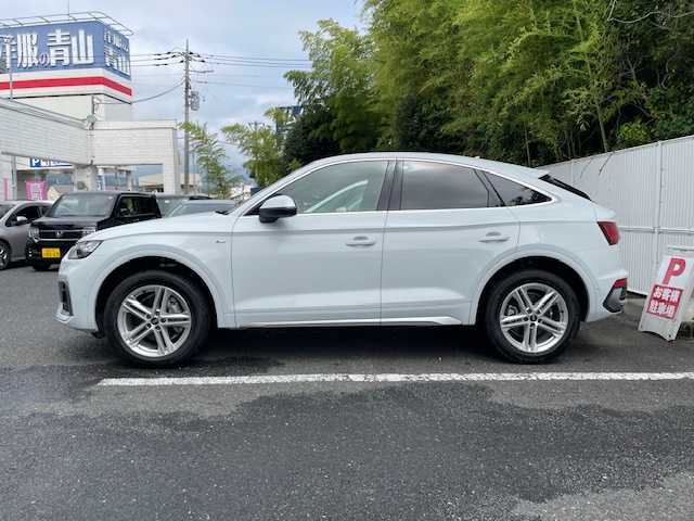 アウディ Ｑ５ SB 40TDIクワトロ Sライン 茨城県 2022(令4)年 1.3万km グレイシアホワイトメタリック ワンオーナー　/アダプティブクルーズコントロール　/バーチャルコックピット/Audiプレセンス/Audiアクティブブレーンアシスト/Audiサイドアシスト/サラウンドビューカメラ　/純正ナビ　/フルセグＴＶ　/ＥＴＣ２．０　/純正アルミホイール　/パークアシスト　/ハーフレザーシート/D+N席電動シート/D席メモリーシート/全席ヒートシーター　/ダウンヒルアシストコントロール/保証書/取扱説明書