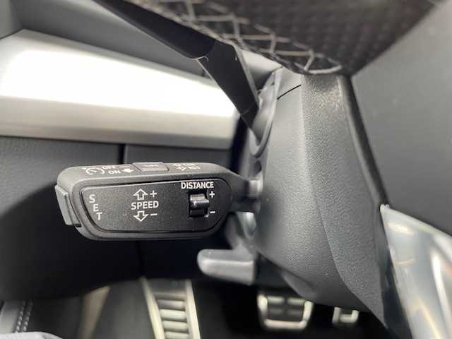 アウディ Ｑ５ SB 40TDIクワトロ Sライン 茨城県 2022(令4)年 1.3万km グレイシアホワイトメタリック ワンオーナー　/アダプティブクルーズコントロール　/バーチャルコックピット/Audiプレセンス/Audiアクティブブレーンアシスト/Audiサイドアシスト/サラウンドビューカメラ　/純正ナビ　/フルセグＴＶ　/ＥＴＣ２．０　/純正アルミホイール　/パークアシスト　/ハーフレザーシート/D+N席電動シート/D席メモリーシート/全席ヒートシーター　/ダウンヒルアシストコントロール/保証書/取扱説明書