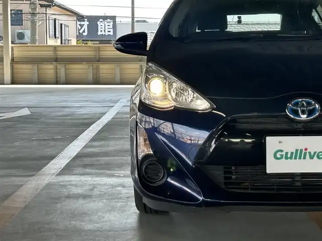 トヨタ アクア S スタイルブラック 静岡県 2016(平28)年 3.1万km ダークブルーマイカ 特別仕様車/トヨタセーフティセンス/純正ＳＤナビ/ＢＴオーディオ/フルセグＴＶ/ドラレコ/ＥＴＣ/純正フロアマット/プッシュスタート/スマートキー/プロジェクター式ハロゲンヘッドライト/LDA/オートハイビーム/コーナーセンサー/社外１５ＡＷ