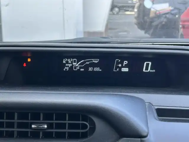 トヨタ アクア S スタイルブラック 静岡県 2016(平28)年 3.1万km ダークブルーマイカ 特別仕様車/トヨタセーフティセンス/純正ＳＤナビ/ＢＴオーディオ/フルセグＴＶ/ドラレコ/ＥＴＣ/純正フロアマット/プッシュスタート/スマートキー/プロジェクター式ハロゲンヘッドライト/LDA/オートハイビーム/コーナーセンサー/社外１５ＡＷ