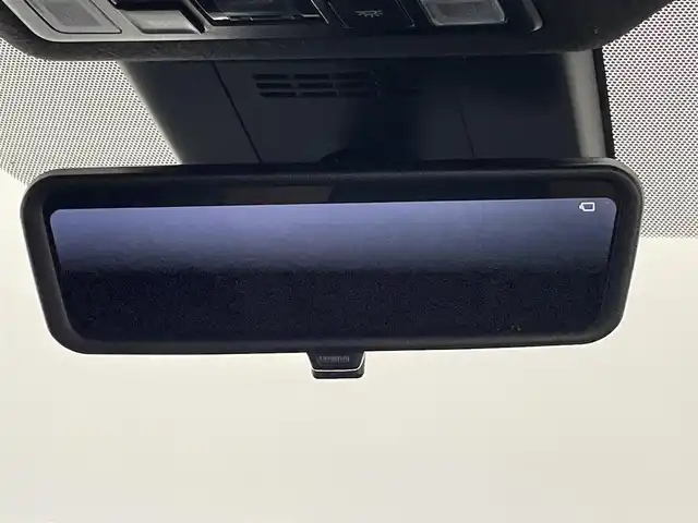 トヨタ ヴォクシー S－Z 愛知県 2022(令4)年 3.6万km アティチュードブラックマイカ 純正１０．５型ナビＴＶ　純正１４型後席モニター　禁煙　快適利便Ｈｉｇｈ　シートヒーター　デジタルインナミラー　パワーバックドア　オットマン　バックカメラ　衝突軽減　追従クルコン　ＨＤＭＩ　ハーフレザー　セーフティセンス　HUD　コーナーセンサー　LEDオートライト