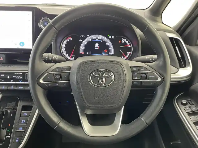 トヨタ ヴォクシー S－Z 愛知県 2022(令4)年 3.6万km アティチュードブラックマイカ 純正１０．５型ナビＴＶ　純正１４型後席モニター　禁煙　快適利便Ｈｉｇｈ　シートヒーター　デジタルインナミラー　パワーバックドア　オットマン　バックカメラ　衝突軽減　追従クルコン　ＨＤＭＩ　ハーフレザー　セーフティセンス　HUD　コーナーセンサー　LEDオートライト