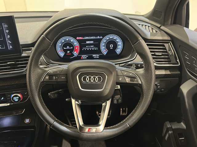 アウディ ＳＱ５ 新潟県 2022(令4)年 3.8万km ミトスブラックメタリック パノラマサンルーフ/レザーパッケージ/・ファインナッパレザーダイヤモンドステッチ/・Bang & Olufsen 3D アドバンストサウンドシステム/・シートヒーター（フロント/リヤ）/コンフォートパッケージ/・スマートフォンワイヤレスチャージング/リヤシートUSBチャージング/・ステアリングヒーター/マトリクスLEDライト/バーチャルコックピット/MMI ナビゲーション/Apple Car Play/Android Auto/TVチューナー/サラウンドビューカメラ/アダプティブクルーズコントロール/アクティブレーンアシスト/アウディプレセンスシティ/アウディサイドアシスト/パワーシート/ETC2.0/ドライブレコーダー