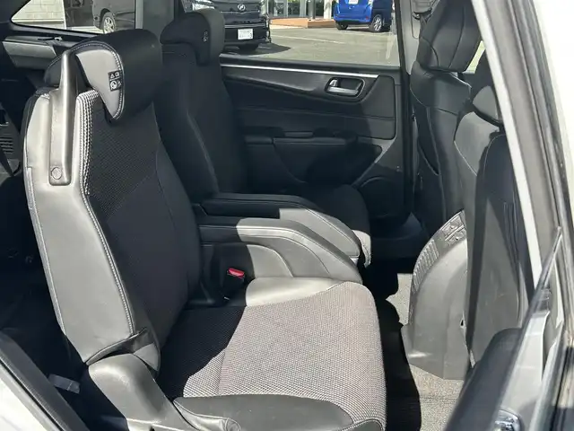 ホンダ ジェイド ハイブリッド X 東京都 2017(平29)年 8.8万km スーパープラチナメタリック (株)IDOMが運営する【じしゃロン昭島店】の自社ローン専用車両になります。こちらは現金またはオートローンご利用時の価格です。自社ローンご希望の方は別途その旨お申付け下さい/純正インターナビ/バックカメラ/ドライブレコーダー/ホンダセンシング/ハーフレザーシート/LEDライト/電動格納ミラー/純正フロアマット