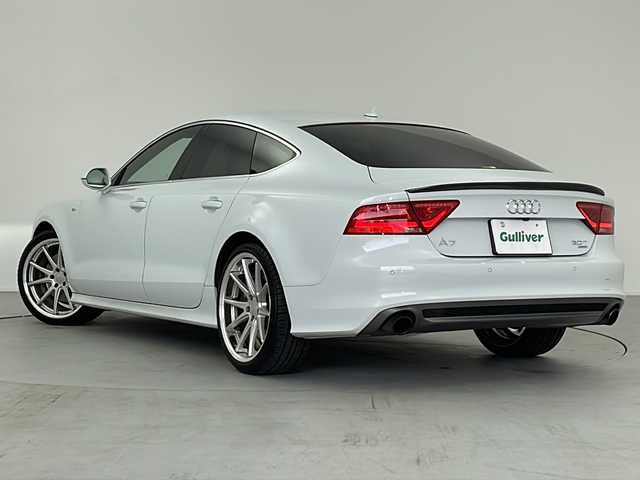 アウディ Ａ７ SB 2．0 TFSI クワトロ 愛知県 2013(平25)年 8.8万km グレイシアホワイトメタリック /禁煙車//純正MMIナビ//フルセグTV/AMFM/HDD/CD/DVD/Bluetooth//ビルトインETC//バックカメラ//前方ドライブレコーダー(ZDR012)//電動サンルーフ//WORK GNOSIS CV201 20インチアルミホイール//タイヤサイズ:255/35ZR20//S Lineパッケージ//アウディプレセンスプラス//アウディレーンアシスト//アウディサイドアシスト//アダプティブクルーズコントロール//LEDヘッドライト//オートライト//ヘッドライトウォッシャー//リヤフォグランプ//電動リトラクタブルリヤスポイラー//カーボン製ダックテール//オートマチックテールゲート//バルコナレザースポーツシート//前席パワーシート(運転席ポジションメモリー付)//前席・後席シートヒーター//リアオートエアコン//BOSEサラウンドサウンドシステム//アンビエントライト//革巻きステアリング//ステアリングスイッチ//パドルシフト//ステアリング電動チルト&テレスコ//電子パーキングブレーキ//ブレーキホールド//プッシュスタート//電動格納ミラー//アイドリングストップ//新車保証書・取扱説明書//スペアキー