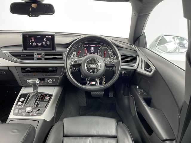 アウディ Ａ７ SB 2．0 TFSI クワトロ 愛知県 2013(平25)年 8.8万km グレイシアホワイトメタリック /禁煙車//純正MMIナビ//フルセグTV/AMFM/HDD/CD/DVD/Bluetooth//ビルトインETC//バックカメラ//前方ドライブレコーダー(ZDR012)//電動サンルーフ//WORK GNOSIS CV201 20インチアルミホイール//タイヤサイズ:255/35ZR20//S Lineパッケージ//アウディプレセンスプラス//アウディレーンアシスト//アウディサイドアシスト//アダプティブクルーズコントロール//LEDヘッドライト//オートライト//ヘッドライトウォッシャー//リヤフォグランプ//電動リトラクタブルリヤスポイラー//カーボン製ダックテール//オートマチックテールゲート//バルコナレザースポーツシート//前席パワーシート(運転席ポジションメモリー付)//前席・後席シートヒーター//リアオートエアコン//BOSEサラウンドサウンドシステム//アンビエントライト//革巻きステアリング//ステアリングスイッチ//パドルシフト//ステアリング電動チルト&テレスコ//電子パーキングブレーキ//ブレーキホールド//プッシュスタート//電動格納ミラー//アイドリングストップ//新車保証書・取扱説明書//スペアキー