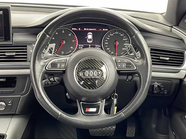 アウディ Ａ７ SB 2．0 TFSI クワトロ 愛知県 2013(平25)年 8.8万km グレイシアホワイトメタリック /禁煙車//純正MMIナビ//フルセグTV/AMFM/HDD/CD/DVD/Bluetooth//ビルトインETC//バックカメラ//前方ドライブレコーダー(ZDR012)//電動サンルーフ//WORK GNOSIS CV201 20インチアルミホイール//タイヤサイズ:255/35ZR20//S Lineパッケージ//アウディプレセンスプラス//アウディレーンアシスト//アウディサイドアシスト//アダプティブクルーズコントロール//LEDヘッドライト//オートライト//ヘッドライトウォッシャー//リヤフォグランプ//電動リトラクタブルリヤスポイラー//カーボン製ダックテール//オートマチックテールゲート//バルコナレザースポーツシート//前席パワーシート(運転席ポジションメモリー付)//前席・後席シートヒーター//リアオートエアコン//BOSEサラウンドサウンドシステム//アンビエントライト//革巻きステアリング//ステアリングスイッチ//パドルシフト//ステアリング電動チルト&テレスコ//電子パーキングブレーキ//ブレーキホールド//プッシュスタート//電動格納ミラー//アイドリングストップ//新車保証書・取扱説明書//スペアキー