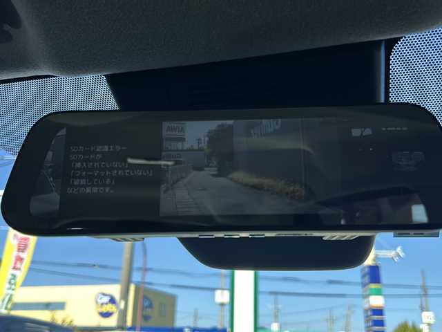 トヨタ シエンタ G 静岡県 2022(令4)年 3.5万km アーバンカーキ 純正メモリナビ/・フルセグＴＶ/・Bluetooth/・USB/・AM/・FM/主要装備/・両側パワスラ/・衝突軽減/・レーンキープ/・追従クルコン/・コーナーセンサー前後/・全方位カメラ/・ETC/・録画機能付きデジタルインナーミラー/・MTモード付/・ステリモ/・LEDヘッドライト/・オートライト/・オートハイビーム/・フォグランプ/・社外フロアマット/・スマートキー/・プッシュスタート