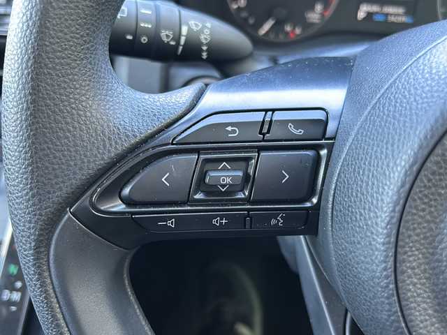 トヨタ シエンタ G 静岡県 2022(令4)年 3.5万km アーバンカーキ 純正メモリナビ/・フルセグＴＶ/・Bluetooth/・USB/・AM/・FM/主要装備/・両側パワスラ/・衝突軽減/・レーンキープ/・追従クルコン/・コーナーセンサー前後/・全方位カメラ/・ETC/・録画機能付きデジタルインナーミラー/・MTモード付/・ステリモ/・LEDヘッドライト/・オートライト/・オートハイビーム/・フォグランプ/・社外フロアマット/・スマートキー/・プッシュスタート