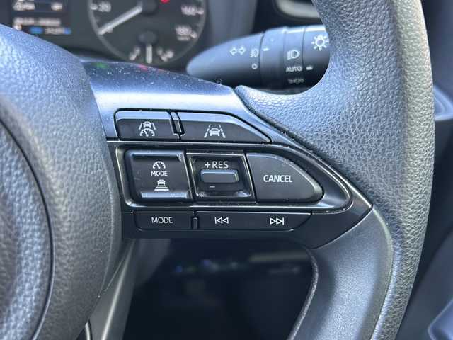 トヨタ シエンタ G 静岡県 2022(令4)年 3.5万km アーバンカーキ 純正メモリナビ/・フルセグＴＶ/・Bluetooth/・USB/・AM/・FM/主要装備/・両側パワスラ/・衝突軽減/・レーンキープ/・追従クルコン/・コーナーセンサー前後/・全方位カメラ/・ETC/・録画機能付きデジタルインナーミラー/・MTモード付/・ステリモ/・LEDヘッドライト/・オートライト/・オートハイビーム/・フォグランプ/・社外フロアマット/・スマートキー/・プッシュスタート