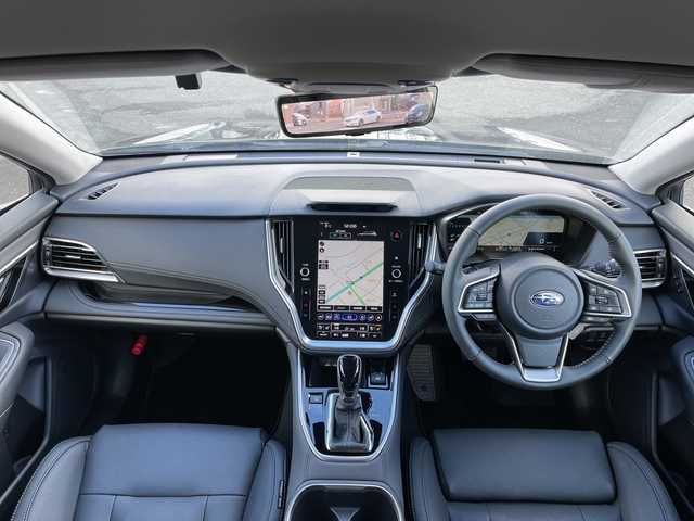 スバル アウトバック ブラックセレクション 道央・札幌 2024(令6)年 0.3万km クリスタルブラックシリカ ４ＷＤ/ワンオーナー/純正ナビ/【ＢＴ／ＵＳＢ】/フロント／サイド／バックカメラ/革巻きステアリング/ステアリングスイッチ/パドルシフト/ステアリングヒーター/レーダークルーズコントロール/レーンキープアシスト/スバルリアビークルディテクション/ドライバーモニタリング/ステアリング連動ヘッドランプ/ＬＥＤ/フォグ／リアフォグランプ/ウィンカーミラー/前席パワーシート/前席シートヒータ／エアシート/運転席シートメモリ/ドライブレコーダー/デジタルインナーミラー/純正ＡＷ付夏タイヤ積み込み/純正エンジンスターター