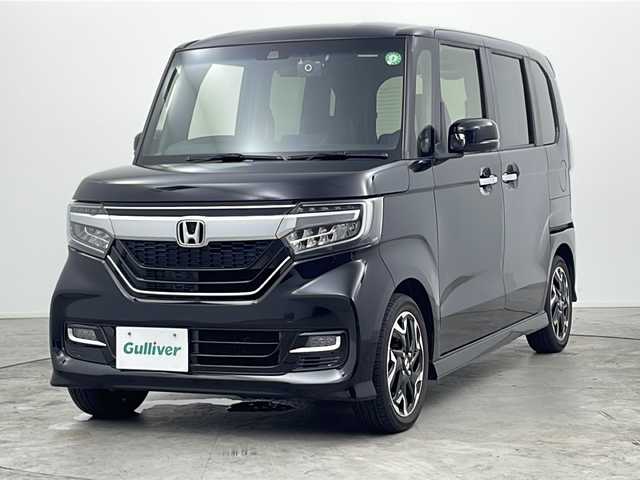 ホンダ Ｎ ＢＯＸ カスタム G L ターボ ホンダセンシング 三重県 2020(令2)年 1.1万km クリスタルブラックパール 禁煙車/純正7型ナビ/・CD・DVD・BT・フルセグTV・SD・AM・FM/バックカメラ/衝突軽減/レーンキープ/レーダークルーズコントロール/オートライト/両側電動/運転席・助手席シートヒーター/パドルシフト/LEDヘッドライト/前後ドライブレコーダー/ビルトインETC/純正フロアマット/純正インチアルミ/黒色ハーフレザーシート/革巻きステアリング/ステアリングスイッチ/スマートキー/スペアキー