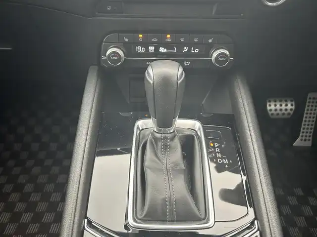 マツダ ＣＸ－５ XD プロアクティブ 愛媛県 2019(平31)年 4.7万km スノーフレイクホワイトパールマイカ 純正ナビ（Bluetooth/CD/DVD/フルセグTV)/全方位カメラ/ETC/ステアリングヒーター/シートヒーター/パワーシート/メモリーシート/前ドライブレコーダー/アダプティブクルーズコントロール/純正19インチアルミホイール/純正フロアマット/LEDヘッドライト/フォグランプ/スマートキー/スペアキー1本/ABS/横滑り防止装置/レーンキープアシスト/盗難防止装置/衝突被害軽減システムクルーズコントロール