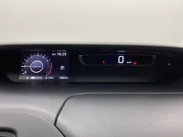 日産 セレナ ハイウェイスター Vセレクション 新潟県 2017(平29)年 9.5万km ブリリアントホワイトパール 両側パワースライドドア/左側ハンズフリードア/純正ナビ（Bluetooth・USB・CD・DVD・Blu-ray）/アラウンドビューモニター /プロパイロット　/追従クルーズコントロール/レーンキープアシスト　/前後コーナーセンサー　/パーキングアシスト　/アイドリングストップ/衝突被害軽減システム　/LEDオートライト　/純正ビルトインETC　/前方ドライブレコーダー/社外１５インチアルミホイール/スマートキー/保証書/取扱説明書