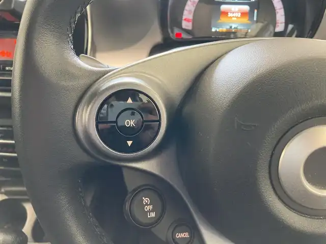 スマート ＭＣＣ スマート フォーフォー パッション 熊本県 2019(平31)年 3.7万km シルバー ・ワンオーナー/・キーレス/・自動緊急ブレーキ/・レーンキープ/・パーキングセンサー/・クルーズコントロール/・前席シートヒーター/・純正オーディオ/　【USB・AUX】/・バックカメラ/・ETC/・フォグランプ/・純正マット/・保証書/取説