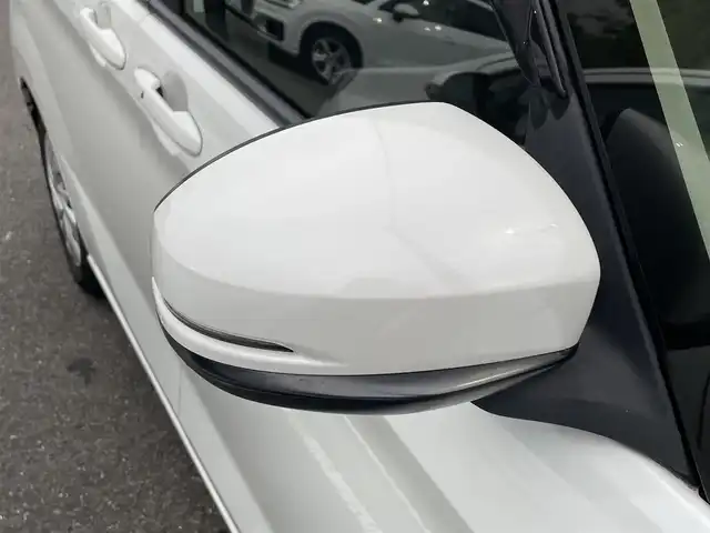 ホンダ フリード G 長崎県 2018(平30)年 6.4万km ホワイトオーキッドパール ワンオーナー/純正ナビ（フルセグ/CD/DVD/AM/FM/」BTオーディオ）/プッシュスタート/ステアリングリモコン/両側パワスラ/バックカメラ/電格ミラー/ドアバイザー/純正フロアマット/ビルトインETC/木目調インパネ/SRSエアバッグ/ビークルスタビリティアシスト/車線維持支援システム