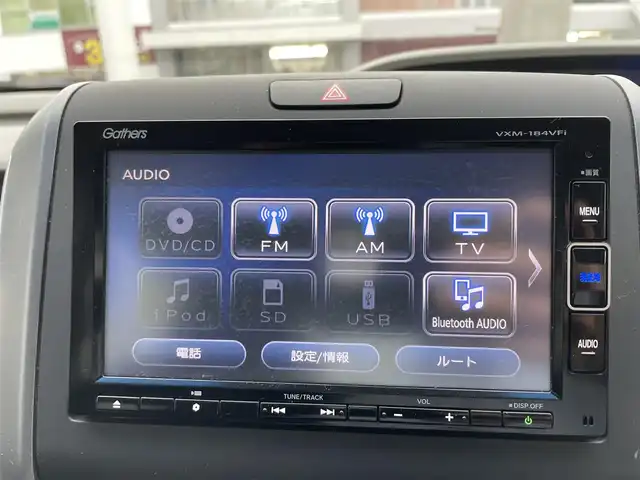 ホンダ フリード G 長崎県 2018(平30)年 6.4万km ホワイトオーキッドパール ワンオーナー/純正ナビ（フルセグ/CD/DVD/AM/FM/」BTオーディオ）/プッシュスタート/ステアリングリモコン/両側パワスラ/バックカメラ/電格ミラー/ドアバイザー/純正フロアマット/ビルトインETC/木目調インパネ/SRSエアバッグ/ビークルスタビリティアシスト/車線維持支援システム