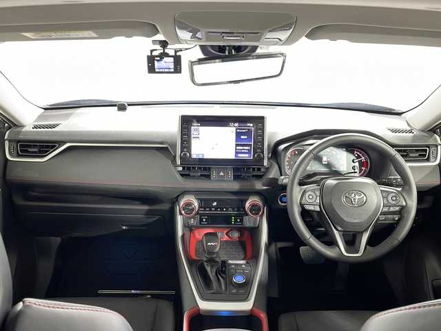 トヨタ ＲＡＶ４ アドベンチャー オフロードPKG 広島県 2022(令4)年 2.1万km グレーメタリック 純正9型ディスプレイオーディオ（AppleCarPlay/AndroidAuto/フルセグTV）/デジタルインナーミラー/ブラインドスポットモニター/マルチテレインセレクト/ブラック合皮シート/パワーシート/ポジションメモリー/シートヒーター/ベンチレーション/ステアリングヒーター/パワーバックドア/クリアランスソナー/パーキングサポートブレーキ/セーフティセンス/・プリクラッシュセーフティ/・レーントレーシングアシスト/・オートマチックハイビーム/・レーダークルーズコントロール/LEDヘッドランプ/純正18インチAW/ETC2.0/ドライブレコーダー