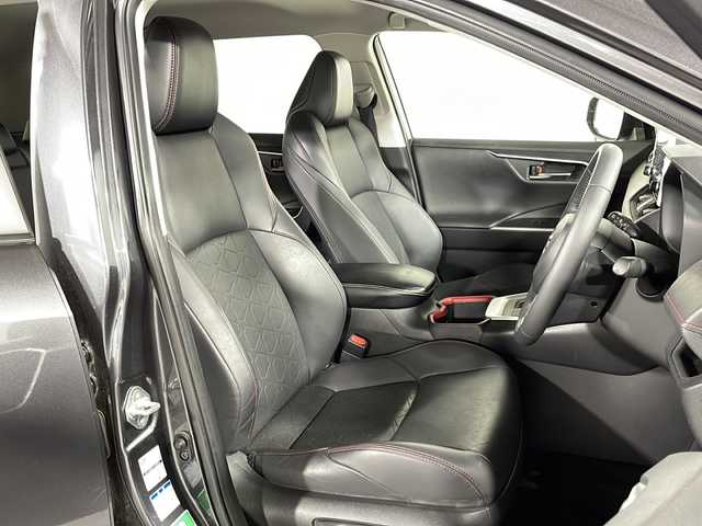 トヨタ ＲＡＶ４ アドベンチャー オフロードPKG 広島県 2022(令4)年 2.1万km グレーメタリック 純正9型ディスプレイオーディオ（AppleCarPlay/AndroidAuto/フルセグTV）/デジタルインナーミラー/ブラインドスポットモニター/マルチテレインセレクト/ブラック合皮シート/パワーシート/ポジションメモリー/シートヒーター/ベンチレーション/ステアリングヒーター/パワーバックドア/クリアランスソナー/パーキングサポートブレーキ/セーフティセンス/・プリクラッシュセーフティ/・レーントレーシングアシスト/・オートマチックハイビーム/・レーダークルーズコントロール/LEDヘッドランプ/純正18インチAW/ETC2.0/ドライブレコーダー