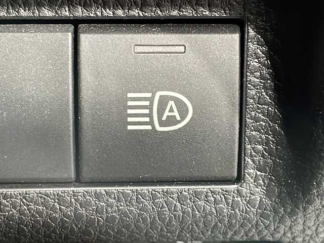 トヨタ ＲＡＶ４ アドベンチャー オフロードPKG 広島県 2022(令4)年 2.1万km グレーメタリック 純正9型ディスプレイオーディオ（AppleCarPlay/AndroidAuto/フルセグTV）/デジタルインナーミラー/ブラインドスポットモニター/マルチテレインセレクト/ブラック合皮シート/パワーシート/ポジションメモリー/シートヒーター/ベンチレーション/ステアリングヒーター/パワーバックドア/クリアランスソナー/パーキングサポートブレーキ/セーフティセンス/・プリクラッシュセーフティ/・レーントレーシングアシスト/・オートマチックハイビーム/・レーダークルーズコントロール/LEDヘッドランプ/純正18インチAW/ETC2.0/ドライブレコーダー