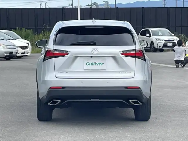 レクサス ＮＸ 200t バージョンL 山形県 2014(平26)年 6.1万km プラチナムシルバーメタリック 純正SDナビ/　　【CD DVD BD BT フルセグ USB AUX MSV】/全周囲カメラ/電動リアゲート/クルーズコントロール/LEDオートヘッドライト/茶革シート/パワーシート/シートエアコン/シートヒーター/ドライブレコーダー/アイドリングストップ/コーナーセンサー/ステアリングスイッチ/パドルシフト/ステアリングヒーター/IC付ターボ/電動格納ウィンカーミラー/BSM/フォグランプ/スマートキー×2/カードキー/ETC2.0