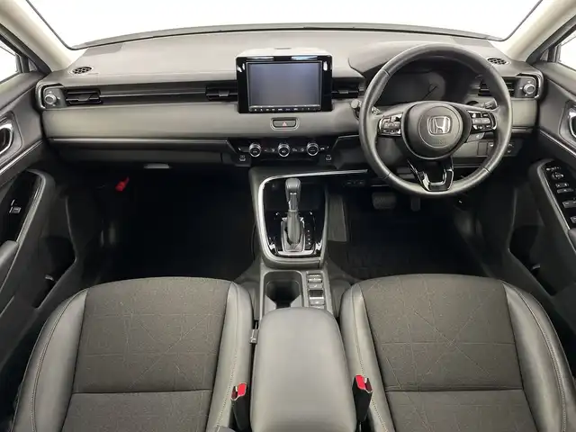 ホンダ ヴェゼル ハイブリッド e:HEV Z 新潟県 2021(令3)年 5.5万km プラチナホワイトパール 純正ナビ/バックカメラ/フルセグTV/ホンダセンシング/ミラーヒーター/イパーデアイサー/ブラインドスポットインフォメーション/ステアリングヒーター/ETC2.0/ハンズフリーアクセスパワーテールゲート（予約クローズ機能付）/オートライト/オートハイビーム/LEDヘッドライト/ブレーキホールド/パドルシフト/スポーツモード/エコモード/D席、N席シートヒーター/ダウンヒルアシストコントロール/本革巻きステアリング