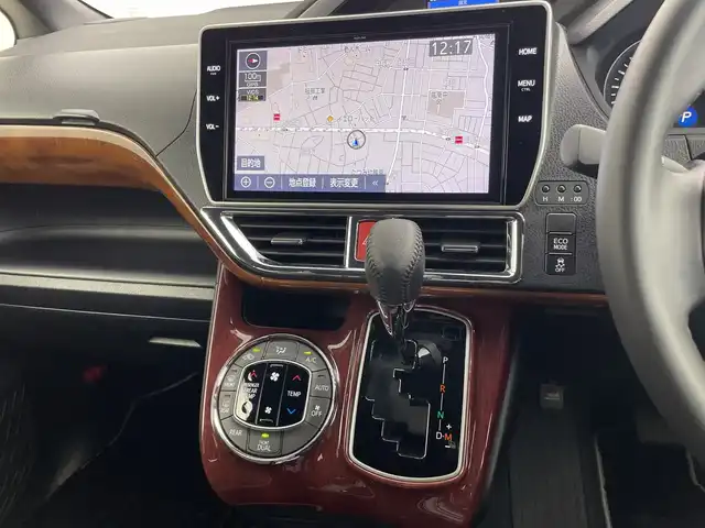 トヨタ ヴォクシー ZS 煌Ⅱ 愛知県 2020(令2)年 3.8万km ブラック 純正10インチナビ/・フルセグ/・Bluetooth/・CD/・DVD/モデリスタエアロ/デジタルインナーミラー/両側パワースライドドア/バックカメラ/クルーズコントロール/衝突軽減ブレーキ/レーンキープアシスト/ベットキット/ビルドインＥＴＣ/前後ドライブレコーダー/フォグランプ/オートマチックハイビーム/オートライト/社外ＡＷ（Precious）