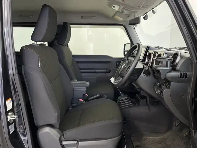 スズキ ジムニー XL 鹿児島県 2020(令2)年 1.6万km ブルーイッシュブラックパール3 ・純正ナビ/（フルセグTV/Bluetooth/CD/DVD/SD)/AVIC-RLS901II/・前席シートヒーター/・電動格納ミラー/・前方ドライブレコーダー/・革ステアリング/・ISOFIX/・リアプライバシーウィンドウ/・ETC/・スマートキー/・プッシュスタート/・純正16インチホイール/・純正ラバーフロアマット/・W＋Sエアバッグ/ABS/・カーテンエアバッグ/・横滑り防止装置/・ブレーキアシスト/・取扱説明書/・保証書/・社外マフラー