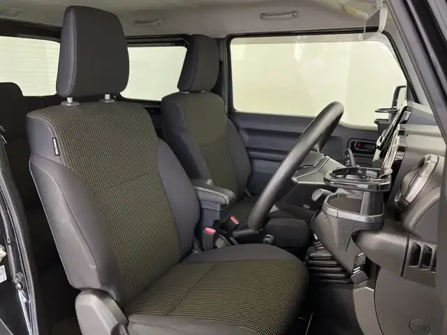 スズキ ジムニー XL 鹿児島県 2020(令2)年 1.6万km ブルーイッシュブラックパール3 ・純正ナビ/（フルセグTV/Bluetooth/CD/DVD/SD)/AVIC-RLS901II/・前席シートヒーター/・電動格納ミラー/・前方ドライブレコーダー/・革ステアリング/・ISOFIX/・リアプライバシーウィンドウ/・ETC/・スマートキー/・プッシュスタート/・純正16インチホイール/・純正ラバーフロアマット/・W＋Sエアバッグ/ABS/・カーテンエアバッグ/・横滑り防止装置/・ブレーキアシスト/・取扱説明書/・保証書/・社外マフラー