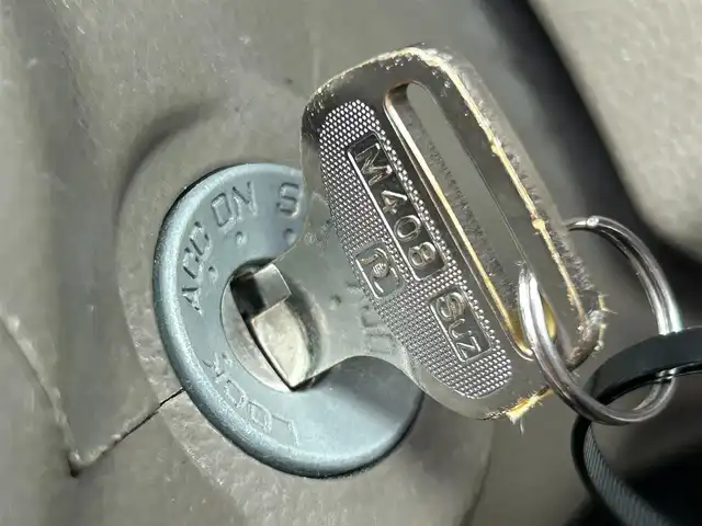 スズキ エブリィ ワゴン JPターボ 静岡県 2013(平25)年 7.9万km ミステリアスバイオレットパール 社外7インチナビ/（FM/AM/CD）/ベンチシート/純正フロアマット/両側スライドドア/エアバッグ/キセノンヘッドライト