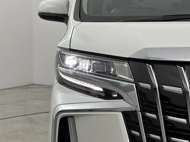 トヨタ アルファード S Cパッケージ 福岡県 2022(令4)年 4.1万km ホワイトパールクリスタルシャイン ツインムーンルーフ　/モデリスタエアロ　/純正ナビ／フルセグTV　/バックカメラ　/デジタルルームミラー　/ビルトインETC２．０　/ドライブレコーダー　/トヨタセーフティセンス　/レーダークルーズコントロール　/コーナーセンサー　/衝突軽減ブレーキ　/レーンキープ　/ブラインドスポットモニター　/アクセル踏み間違い防止　/オートマチックハイビーム　/ＭＴモード付ＡＴ　/両側電動スライドドア　/シートベンチレーション／ヒーター　/ステアリングヒーター　/シートメモリー付きパワーシート　/パワーバックドア/３眼LED