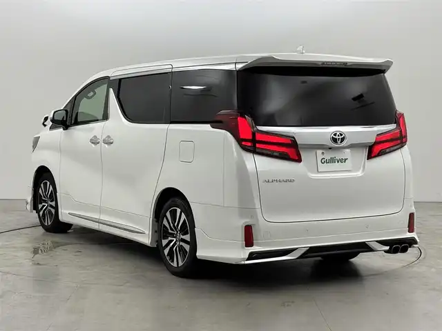 トヨタ アルファード S Cパッケージ 福岡県 2022(令4)年 4.1万km ホワイトパールクリスタルシャイン ツインムーンルーフ　/モデリスタエアロ　/純正ナビ／フルセグTV　/バックカメラ　/デジタルルームミラー　/ビルトインETC２．０　/ドライブレコーダー　/トヨタセーフティセンス　/レーダークルーズコントロール　/コーナーセンサー　/衝突軽減ブレーキ　/レーンキープ　/ブラインドスポットモニター　/アクセル踏み間違い防止　/オートマチックハイビーム　/ＭＴモード付ＡＴ　/両側電動スライドドア　/シートベンチレーション／ヒーター　/ステアリングヒーター　/シートメモリー付きパワーシート　/パワーバックドア/３眼LED