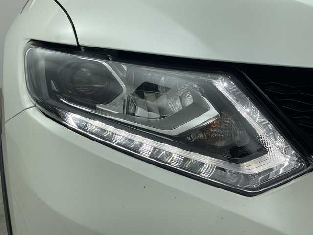 日産 エクストレイル 20X エマージェンシーブレーキ 群馬県 2014(平26)年 13.6万km ブリリアントホワイトパール 純正ナビ　全周囲カメラ　パートタイム４ＷＤ　シートヒーター　クルーズコントロール　純正ビルトインＥＴＣ　革巻きステアリング　ＬＥＤライト　オートライト　スマートキー　フォグランプ　プッシュスタート