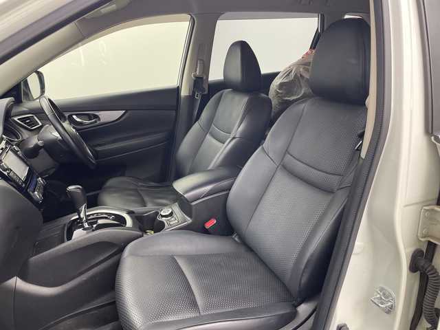 日産 エクストレイル 20X エマージェンシーブレーキ 群馬県 2014(平26)年 13.6万km ブリリアントホワイトパール 純正ナビ　全周囲カメラ　パートタイム４ＷＤ　シートヒーター　クルーズコントロール　純正ビルトインＥＴＣ　革巻きステアリング　ＬＥＤライト　オートライト　スマートキー　フォグランプ　プッシュスタート