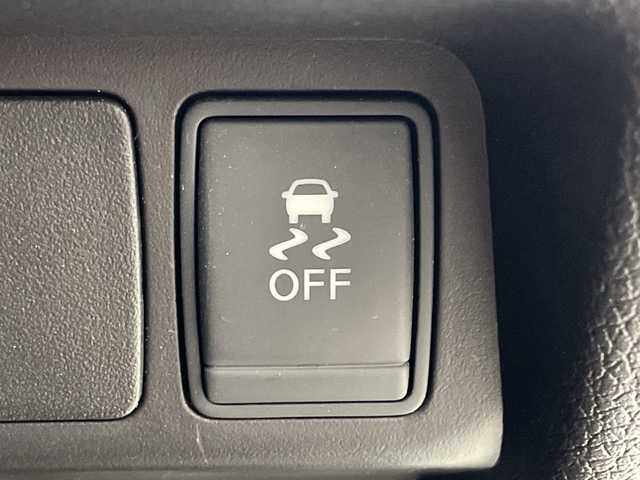 日産 エクストレイル 20X エマージェンシーブレーキ 群馬県 2014(平26)年 13.6万km ブリリアントホワイトパール 純正ナビ　全周囲カメラ　パートタイム４ＷＤ　シートヒーター　クルーズコントロール　純正ビルトインＥＴＣ　革巻きステアリング　ＬＥＤライト　オートライト　スマートキー　フォグランプ　プッシュスタート