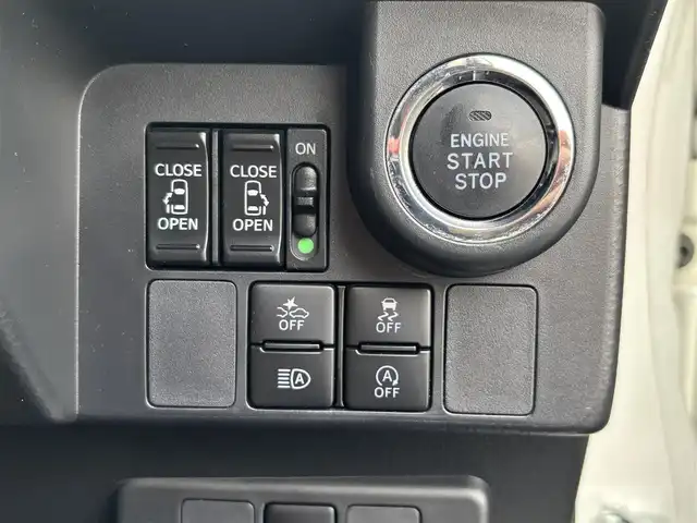 トヨタ タンク カスタムG－T 愛知県 2019(令1)年 3万km パールホワイトⅢ /禁煙//モデリスタエアロ（フロント・サイド・リアアンダー）//アルパイン9インチナビ//CD/DVD/BT/フルセグ/USB/HDMI/MSV//バックカメラ//パノラミックビューモニター//純正15AW//ドライブレコーダー//ビルトインETC//両側パワースライドドア//クルーズコントロール//PCS/LDA//コーナーセンサー（前後）//横滑り防止装置//アイドリングストップ//LEDオートライト//LEDフォグランプ//オートマチックハイビーム//オートリトラウィンカーミラー//LEDルームランプ//革巻きステアリング//ステアリングスイッチ//純正フロアマット//純正ドアバイザー//スペアスマートキー//新車時保証書//取扱説明書//ディーラー記録簿//R1/R2/R3/R4///記録簿//R4/R6/R7//////////////////////////